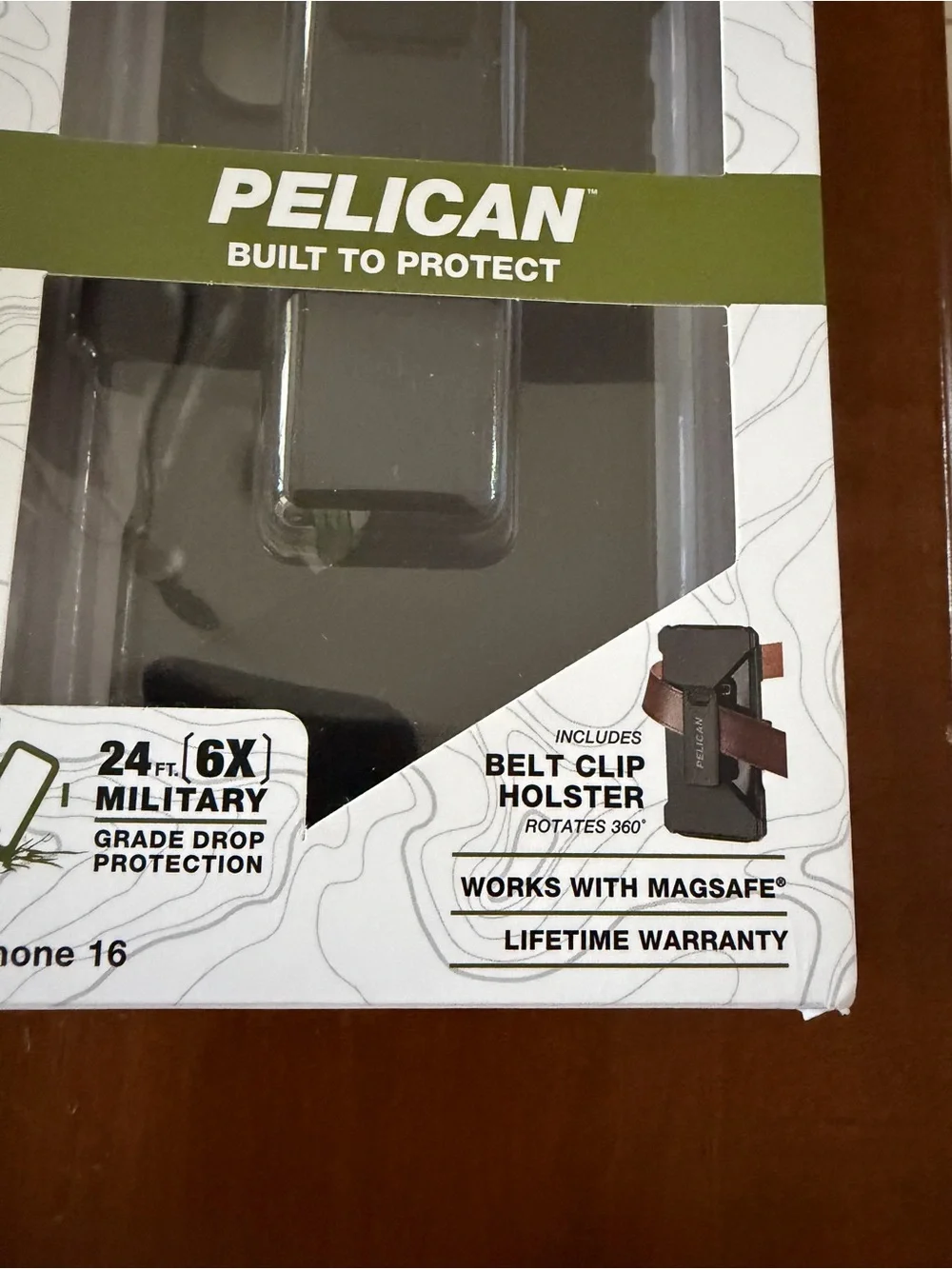 Pelican voyager magnetic